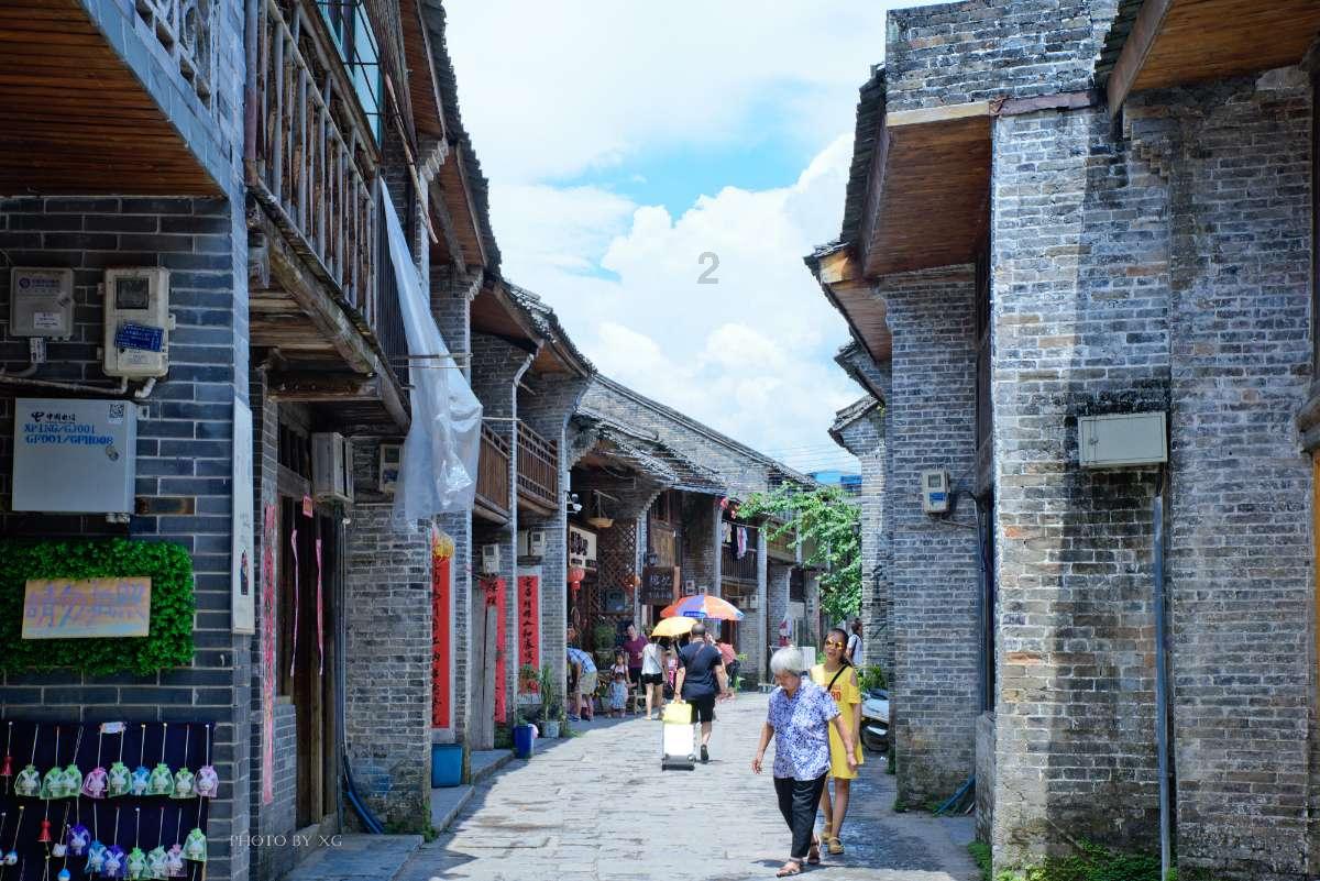 逃离无人大住宅